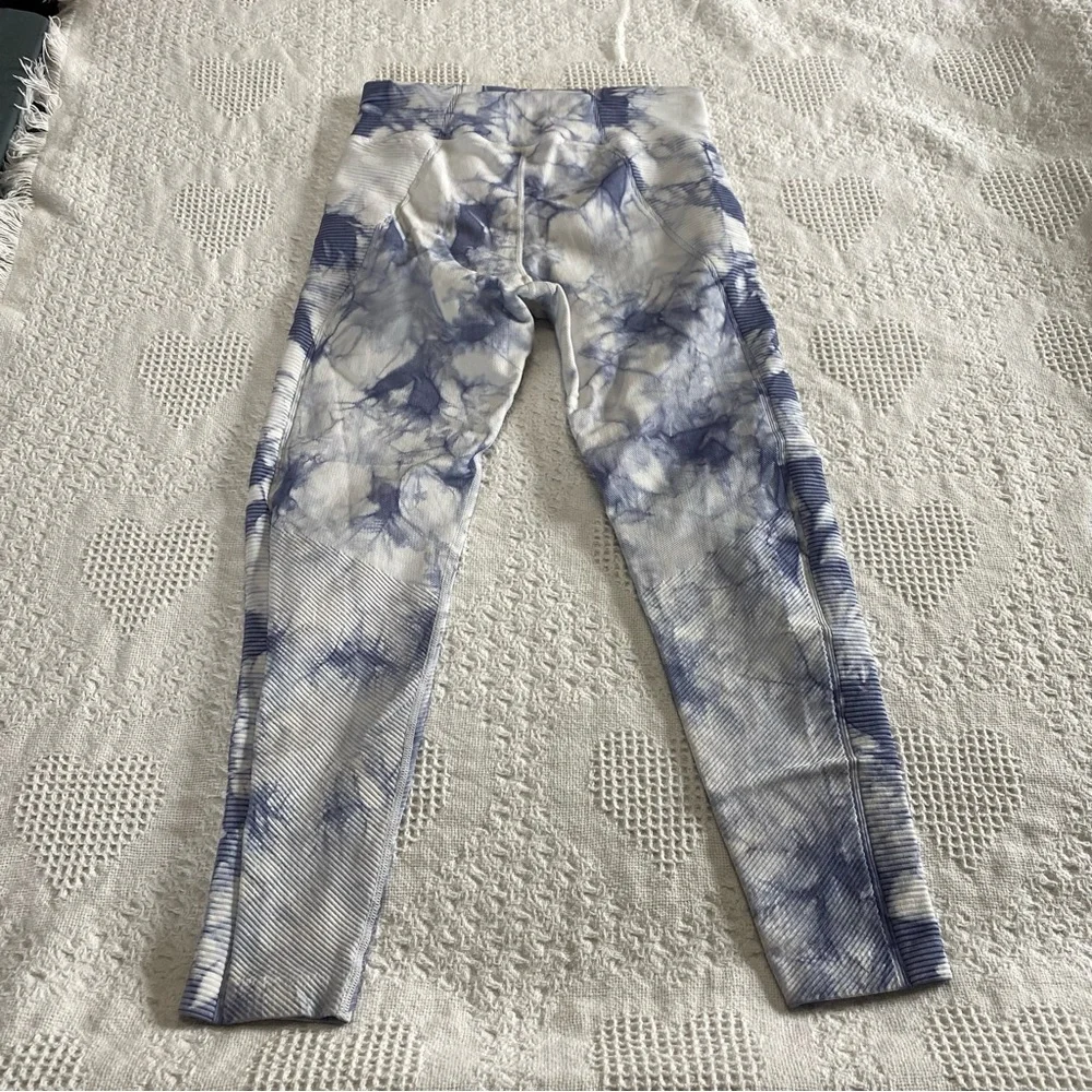 Offline By Aerie Tie Dye Leggings (M)